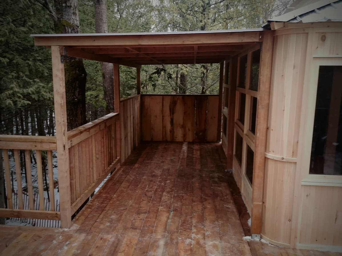 Decks & Outdoor